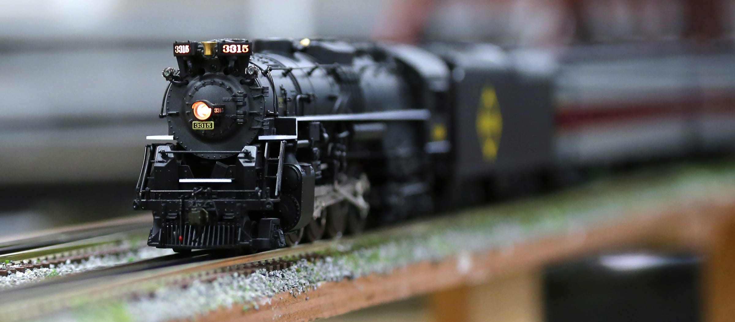 lionel train stores near me